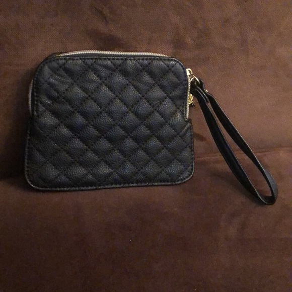 Betsy Johnson hand bag 🖤 - Picture 4 of 6